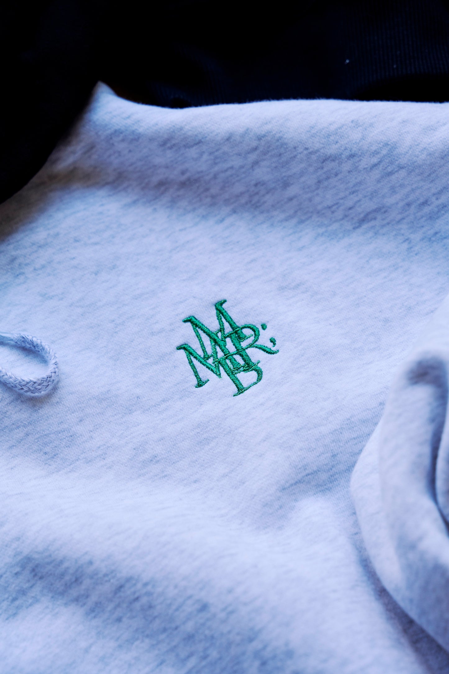 刺繍ワンポイントフーディ(MMBR;)
