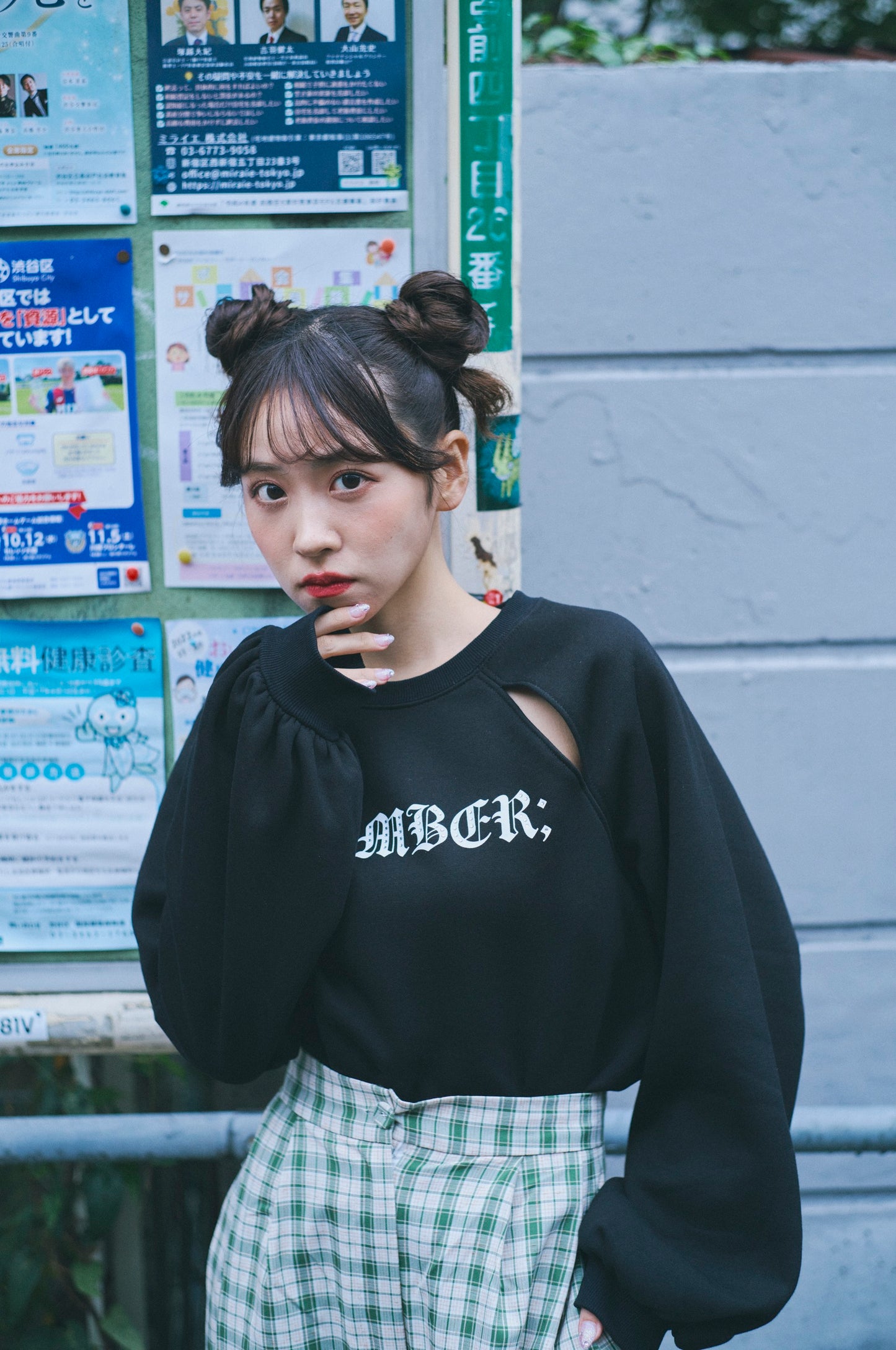 スリットラインストーンスウェット(MEMBER;)